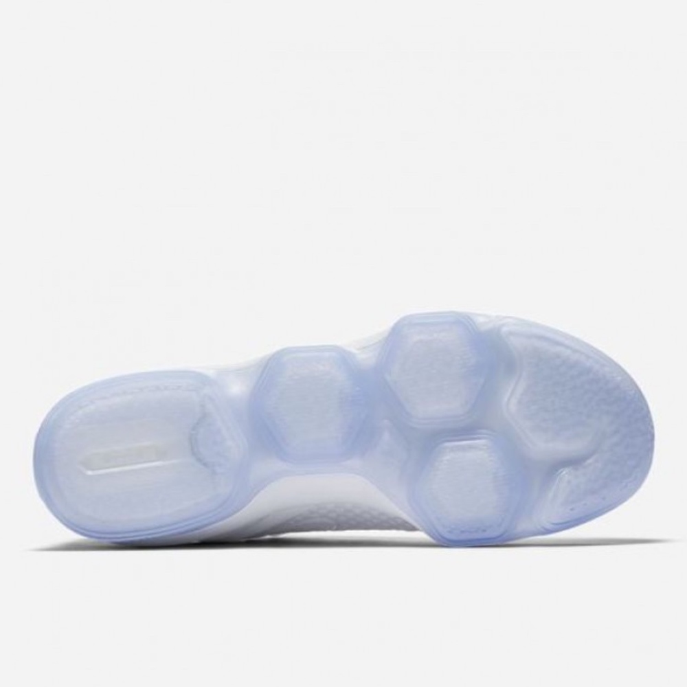 Nike Lebron XIV Low Men's Basketball Shoes - Picture 5 of 8
